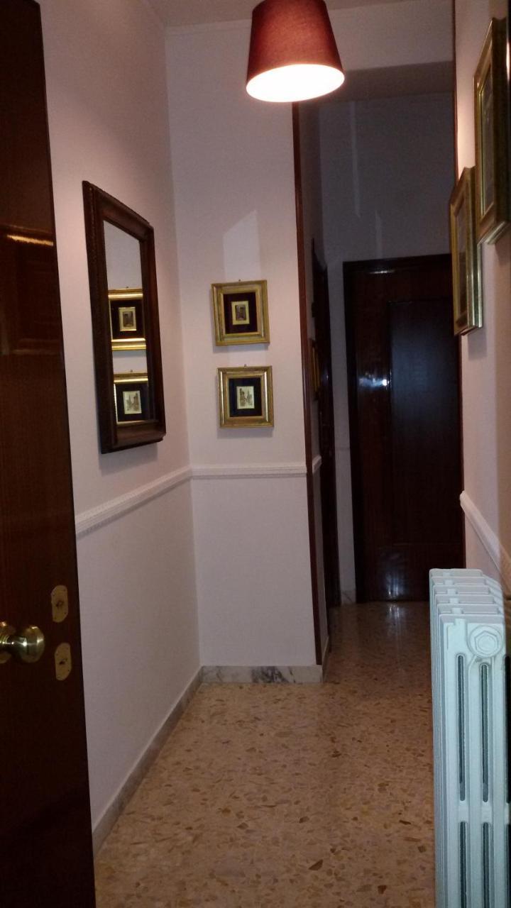 B&B Metropolitan Таранто Екстер'єр фото