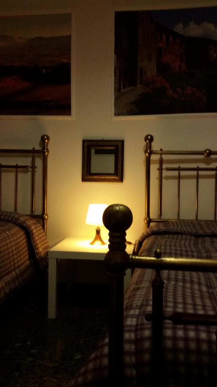 B&B Metropolitan Таранто Екстер'єр фото