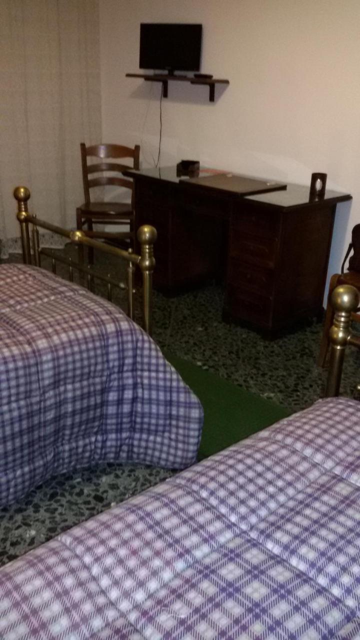 B&B Metropolitan Таранто Екстер'єр фото
