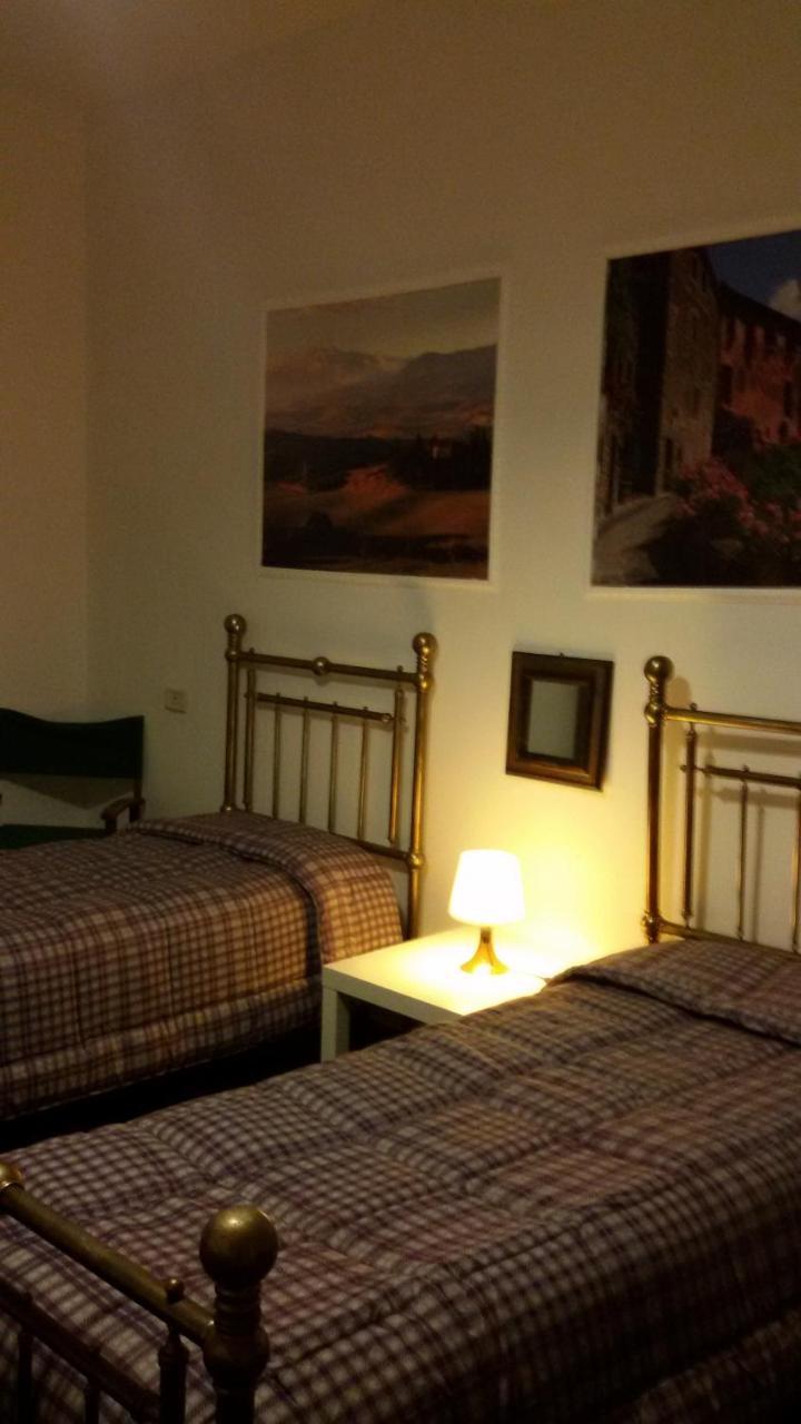 B&B Metropolitan Таранто Екстер'єр фото